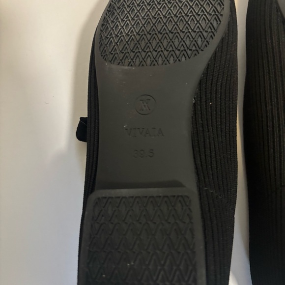 Vivaia Women’s Margot Square-Toe Mary-Jane in Black - Picture 3 of 8